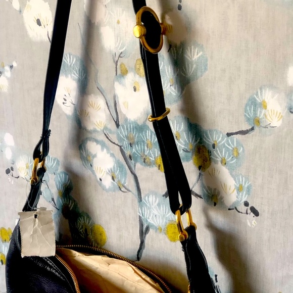 BRAND NEW VINTAGE HCL Germany Handcrafted Leather Shoulder Bag Black. - Picture 12 of 14